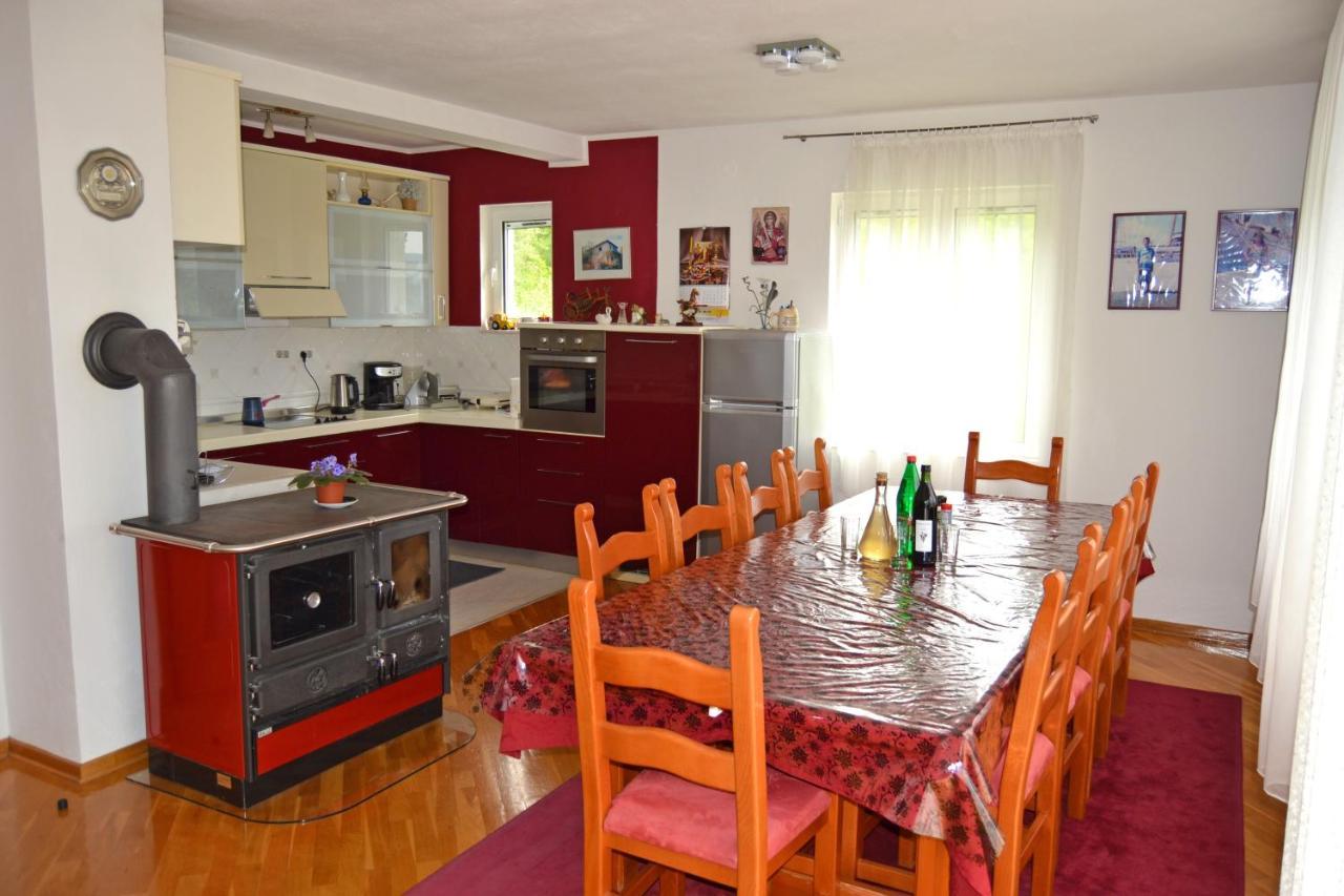 Tivat Apartments Bagian luar foto
