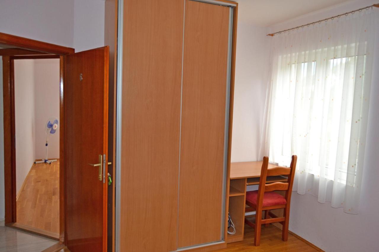 Tivat Apartments Bagian luar foto