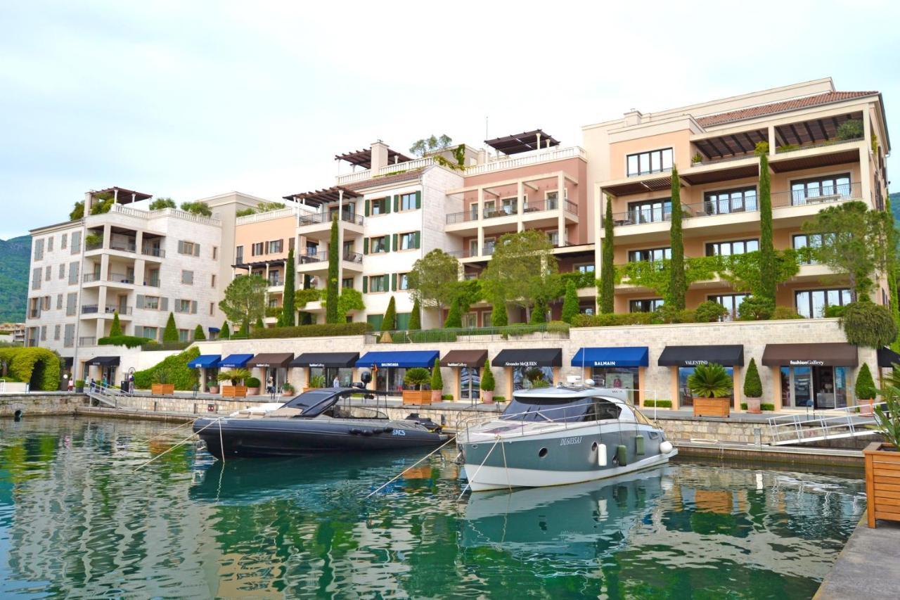 Tivat Apartments Bagian luar foto