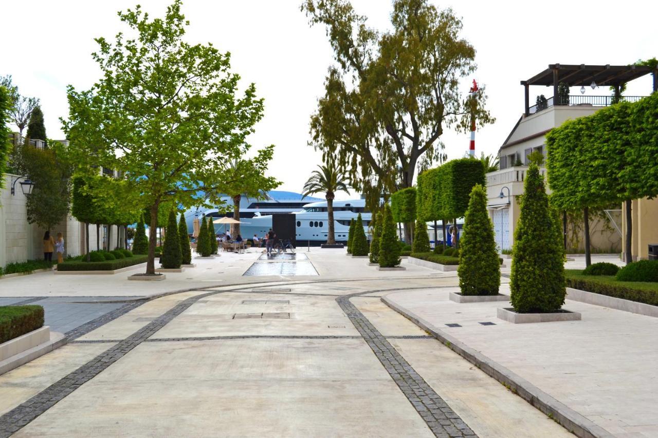 Tivat Apartments Bagian luar foto