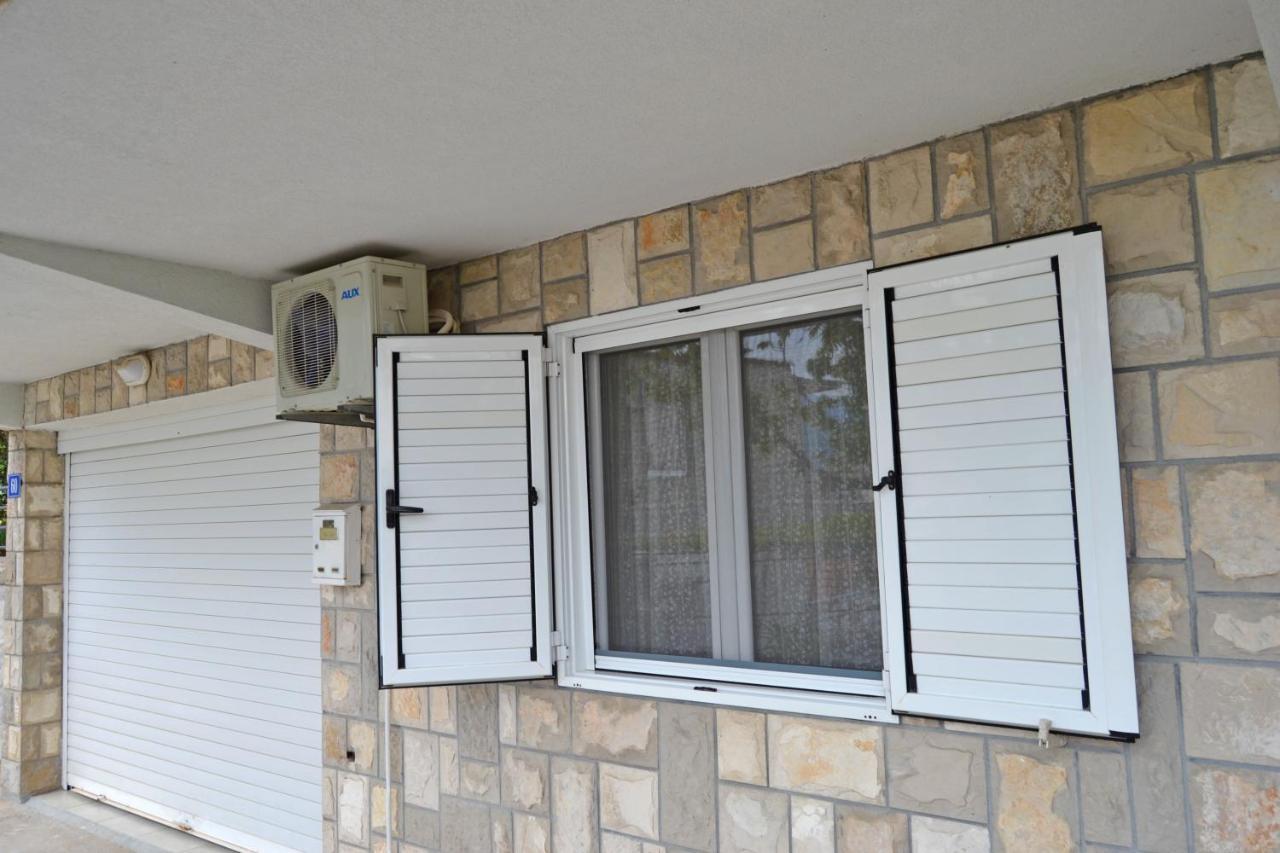 Tivat Apartments Bagian luar foto