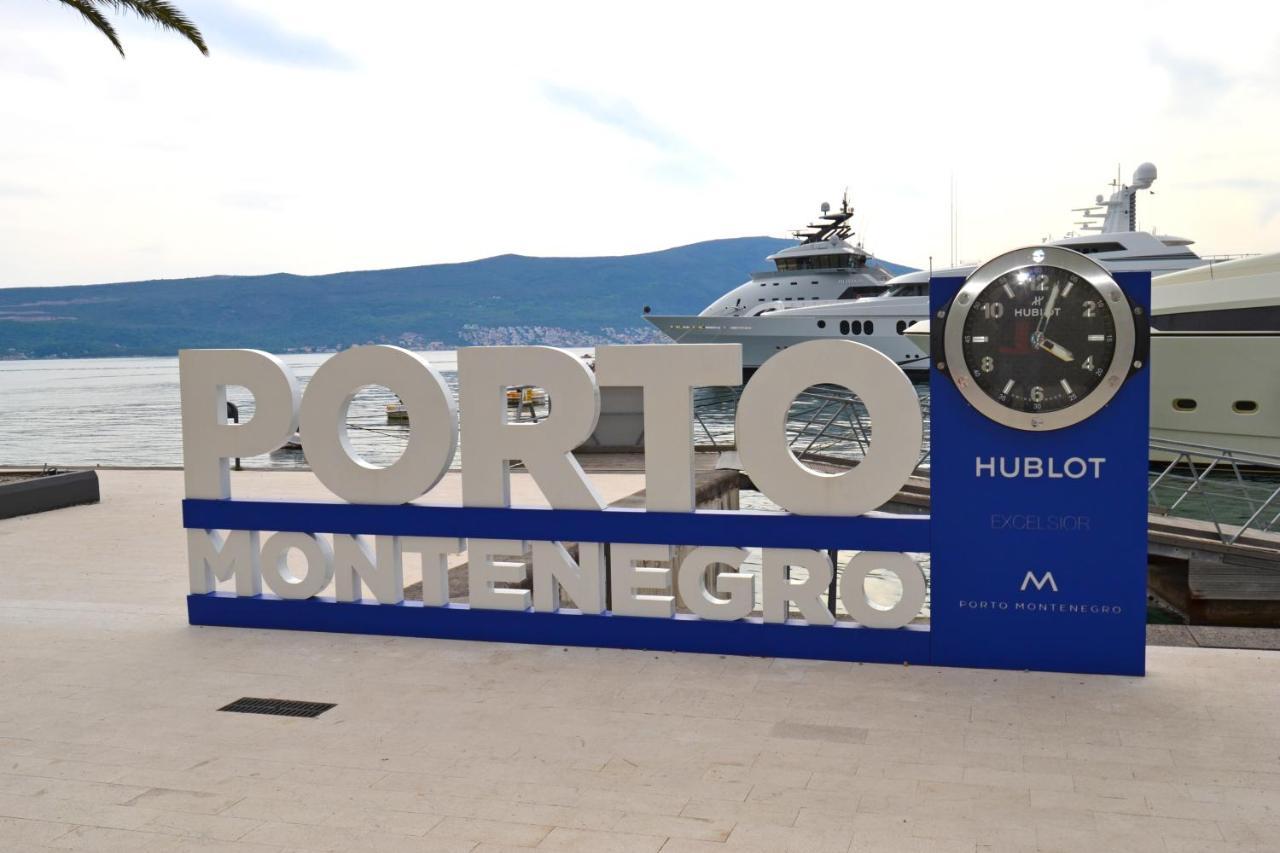 Tivat Apartments Bagian luar foto