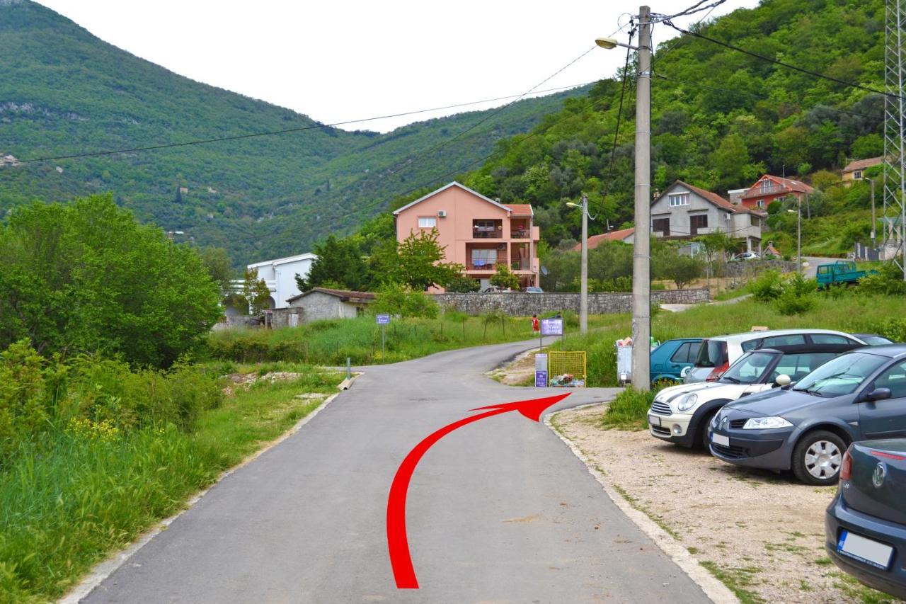 Tivat Apartments Bagian luar foto