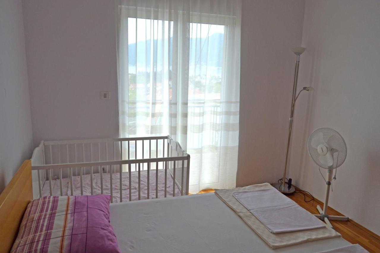 Tivat Apartments Bagian luar foto