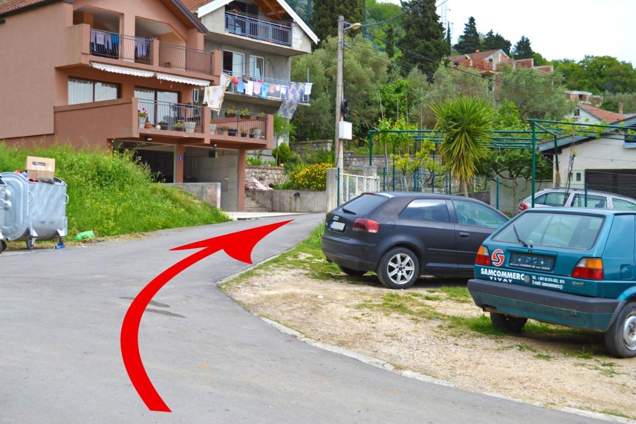 Tivat Apartments Bagian luar foto